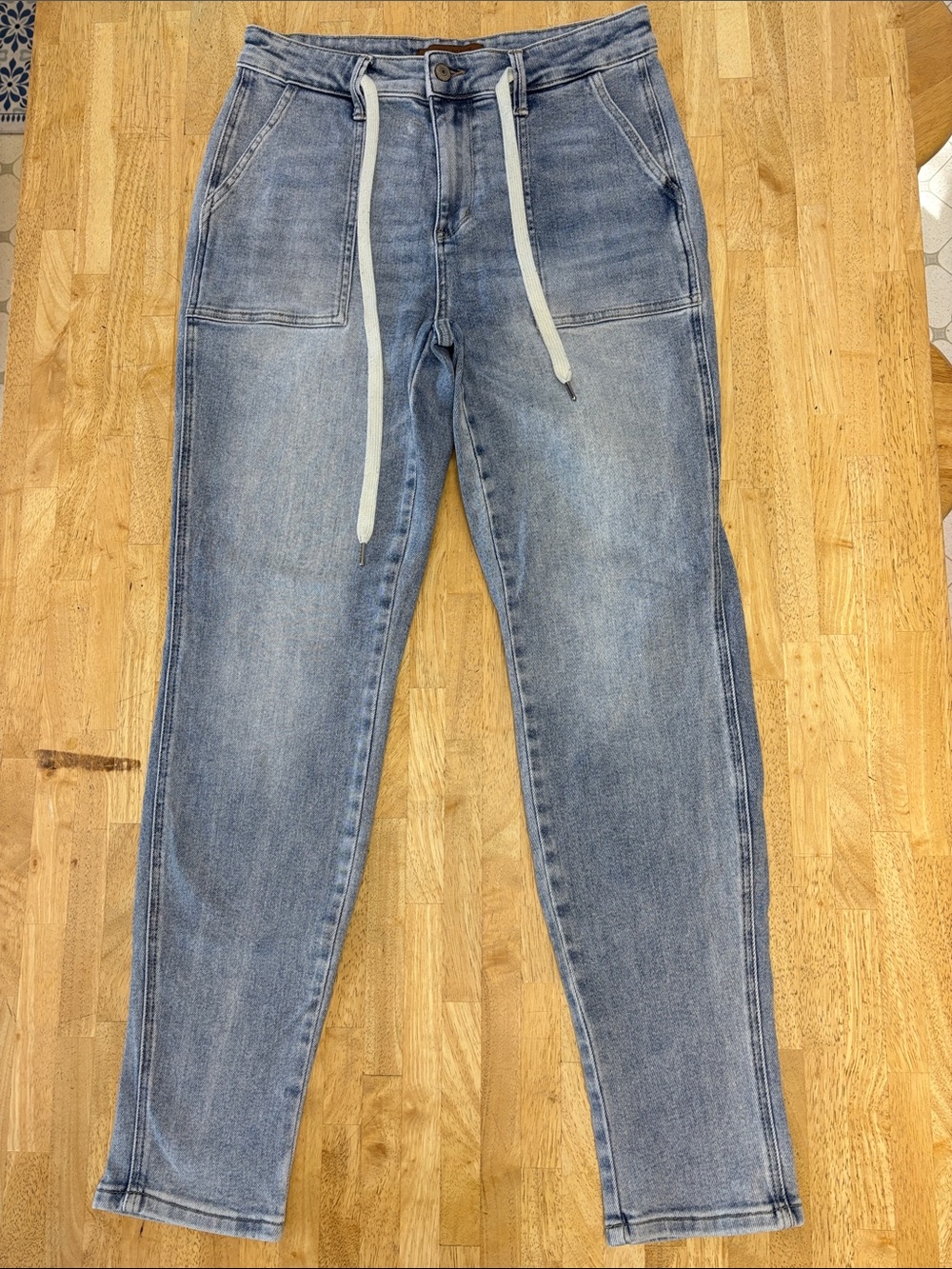 Judy Blue Light Wash Denim Drawstring Jogger Jeans High Rise Pocket Stretch 9/29